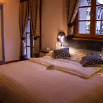 Hotel Ad Fort Hensel 2*