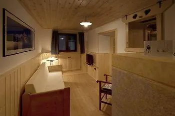 Ad Fort Hensel 2*