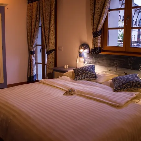 Szálloda Ad Fort Hensel 2*