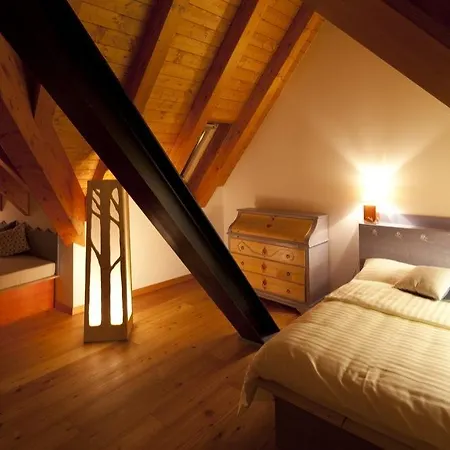 Ad Fort Hensel Szálloda 2*