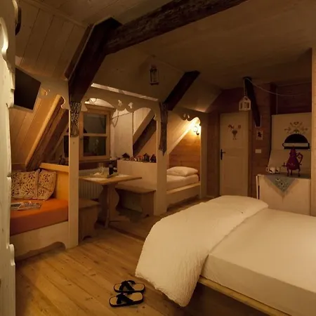 Hotel Ad Fort Hensel 2*